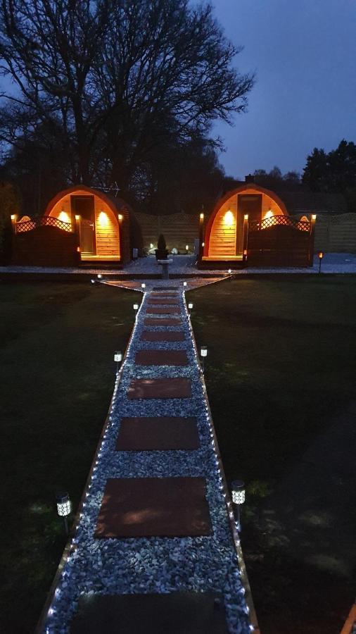 Highland & Transylvania Glamping Pods Roybridge Exterior foto